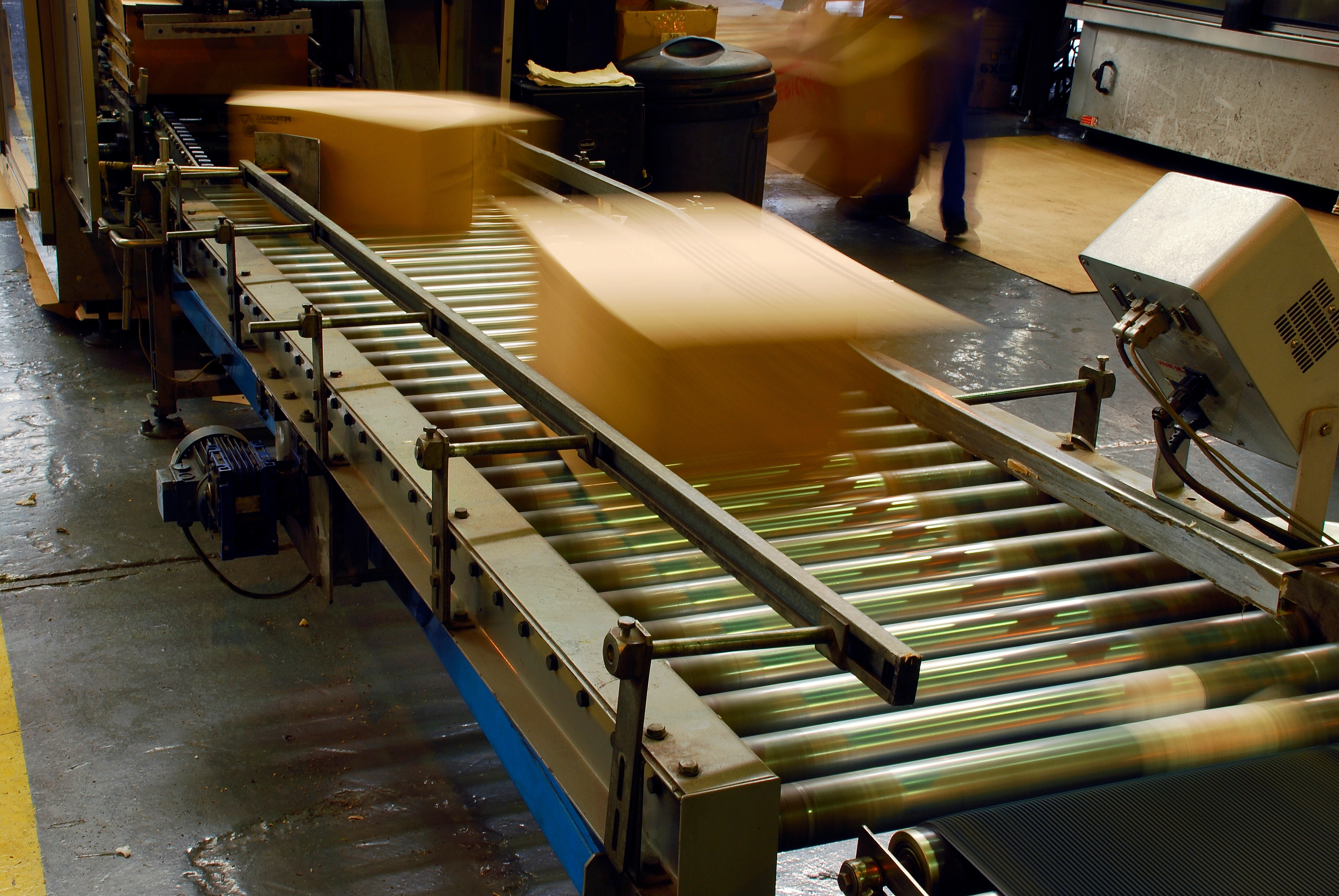 Packing Line on Rollers